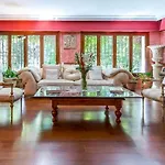 5-Suite Luxury Villa In Madrid With Indoor Pool And Oasis