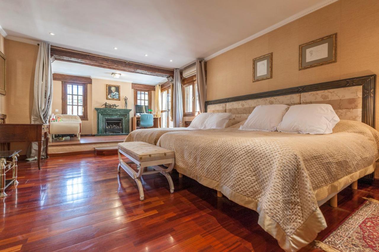 Villa 5-suite Luxury In With Indoor Pool And Oasis *